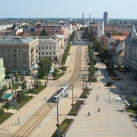 City Flat Lejlighed Debrecen